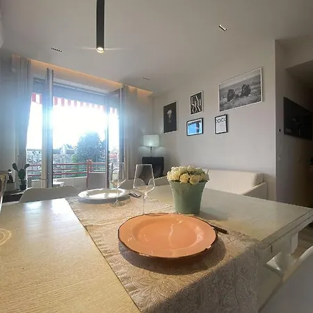 Marco Polo Flat *