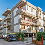 Comfort Moderno Parcheggio Coperto - Mare & Aria Condizionata Apartmán Viareggio