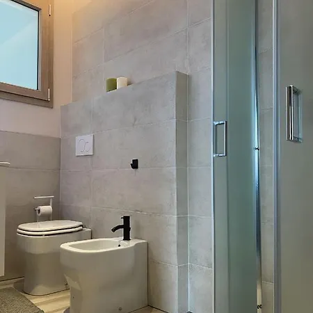 Comfort Moderno Parcheggio Coperto - Mare & Aria Condizionata דירה וירג'יו