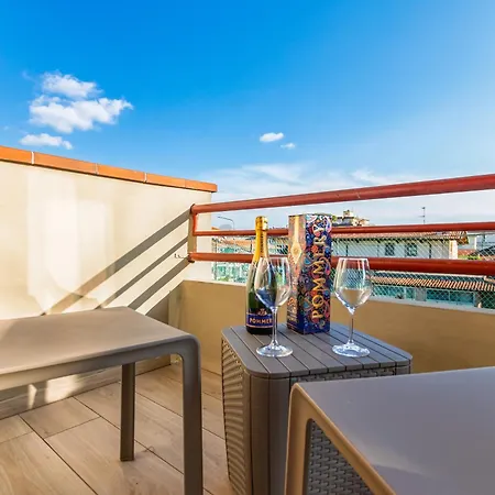 Comfort Moderno Parcheggio Coperto - Mare & Aria Condizionata * Βιαρέτζιο