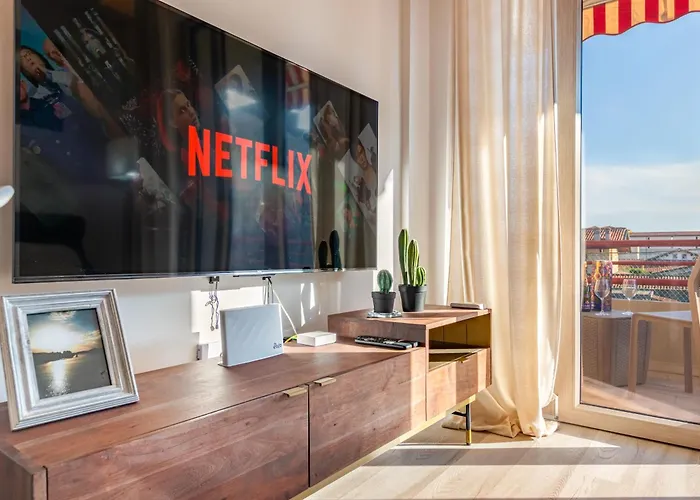 Διαμέρισμα Comfort Moderno Parcheggio Coperto - Mare & Aria Condizionata *